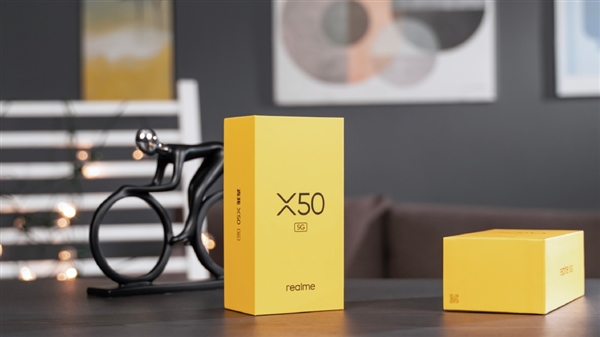 Realme X50